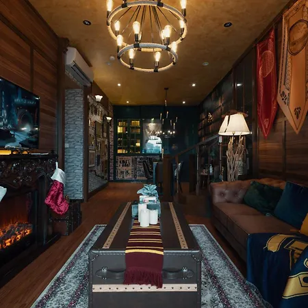 Wizarding Residence Near Klcc Link Lrt & Mall Kuala Lumpur Exterior photo